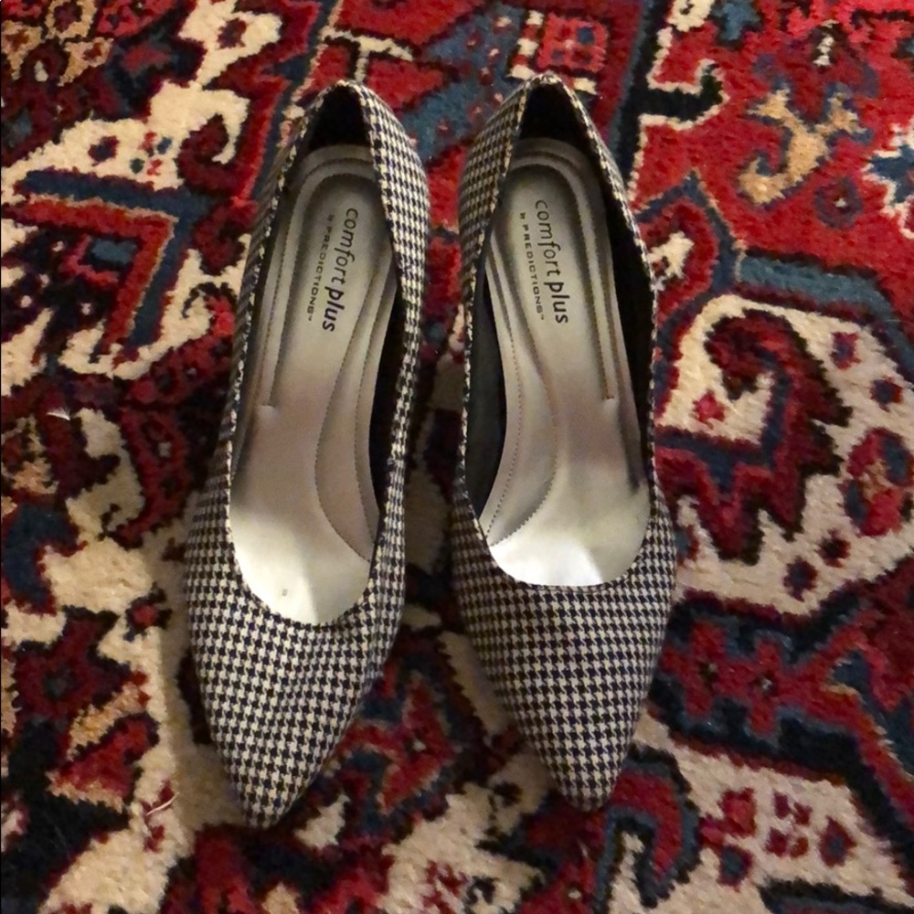 Gingham heals size 11